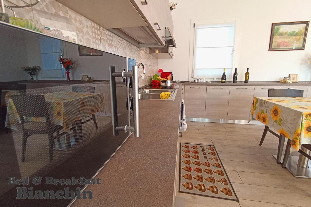 B&B Bianchin Via Trieste 67 Fiumicello-Villa Vicentina Sant'Antonio  Экстерьер фото